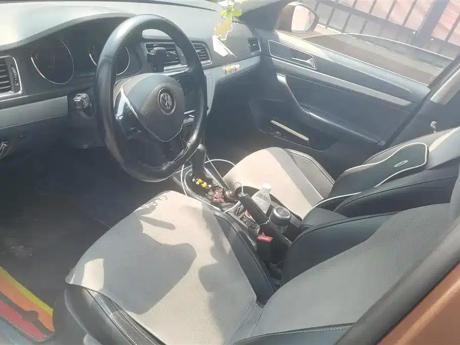 Lavida Gran Turismo 2015 1.6L Automatic Comfort Edition — миниатюра 9