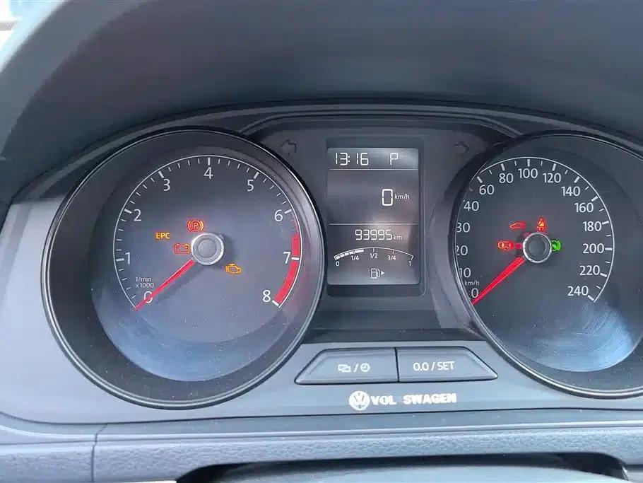 Lavida Gran Turismo 2015 1.6L Automatic Fashion Edition — миниатюра 14