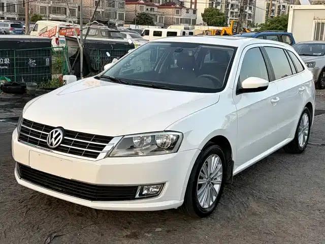 Lavida Gran Turismo 2013 1.6L Manual Comfort Model