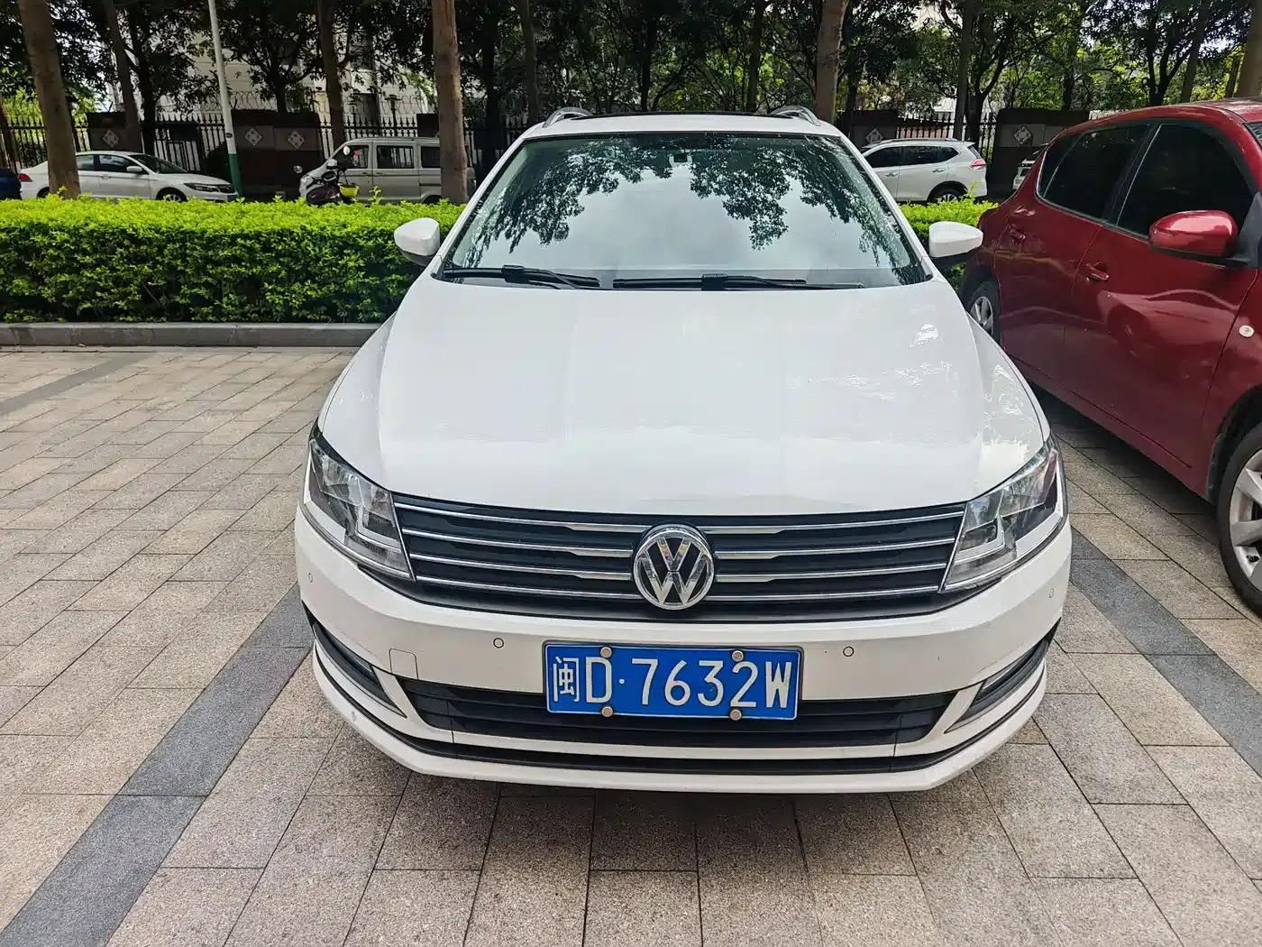 Lavida Gran Turismo 2015 230TSI DSG Comfort Edition — миниатюра 2