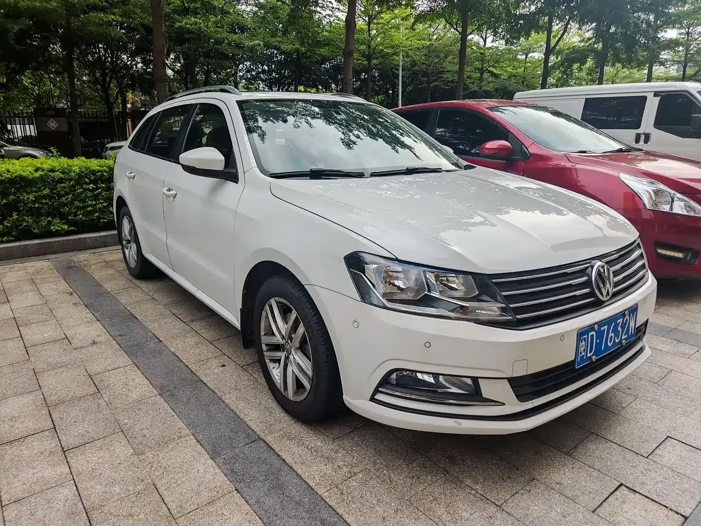Lavida Gran Turismo 2015 230TSI DSG Comfort Edition — миниатюра 3