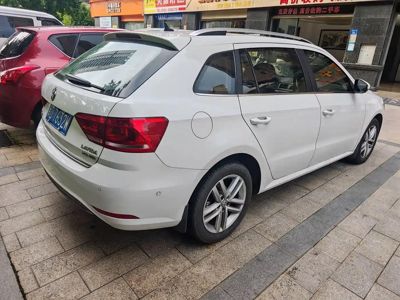 Lavida Gran Turismo 2015 230TSI DSG Comfort Edition — миниатюра 4
