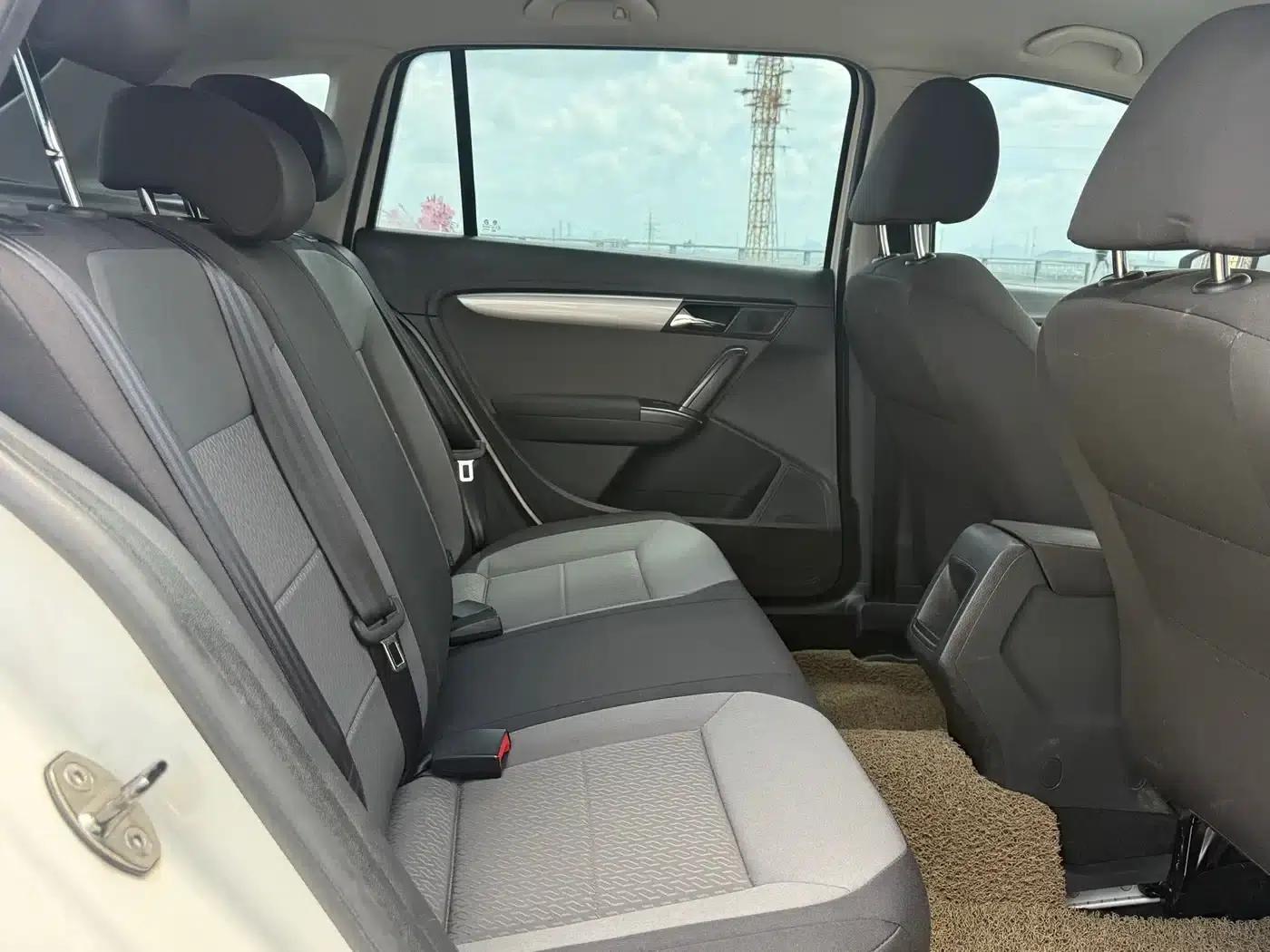 Lavida Gran Turismo 2013 1.6L Automatic Fashion Edition — миниатюра 8