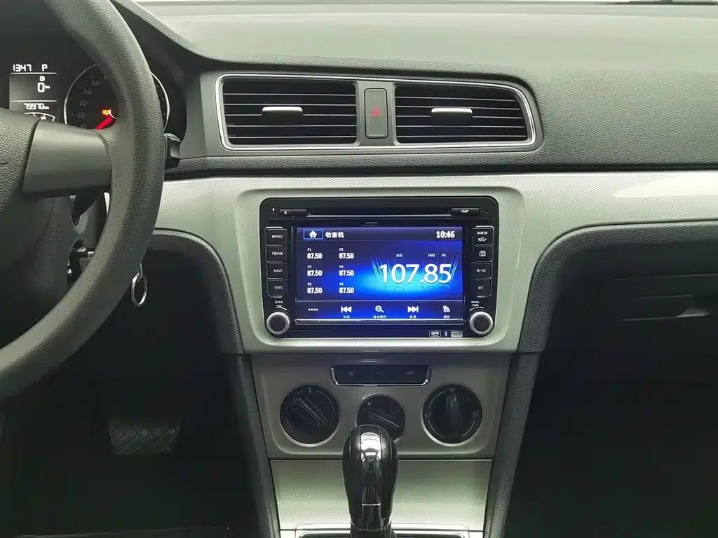 Lavida Gran Turismo 2013 1.6L Automatic Comfort Model — миниатюра 12