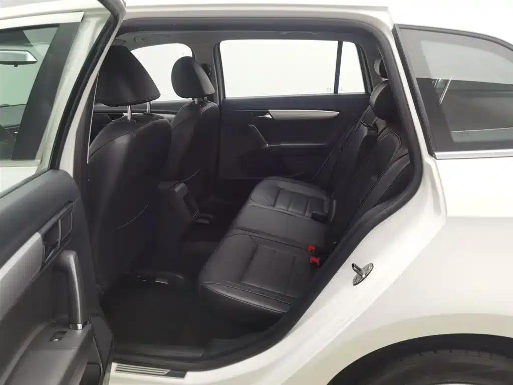 Lavida Gran Turismo 2013 1.6L Automatic Comfort Model — миниатюра 15