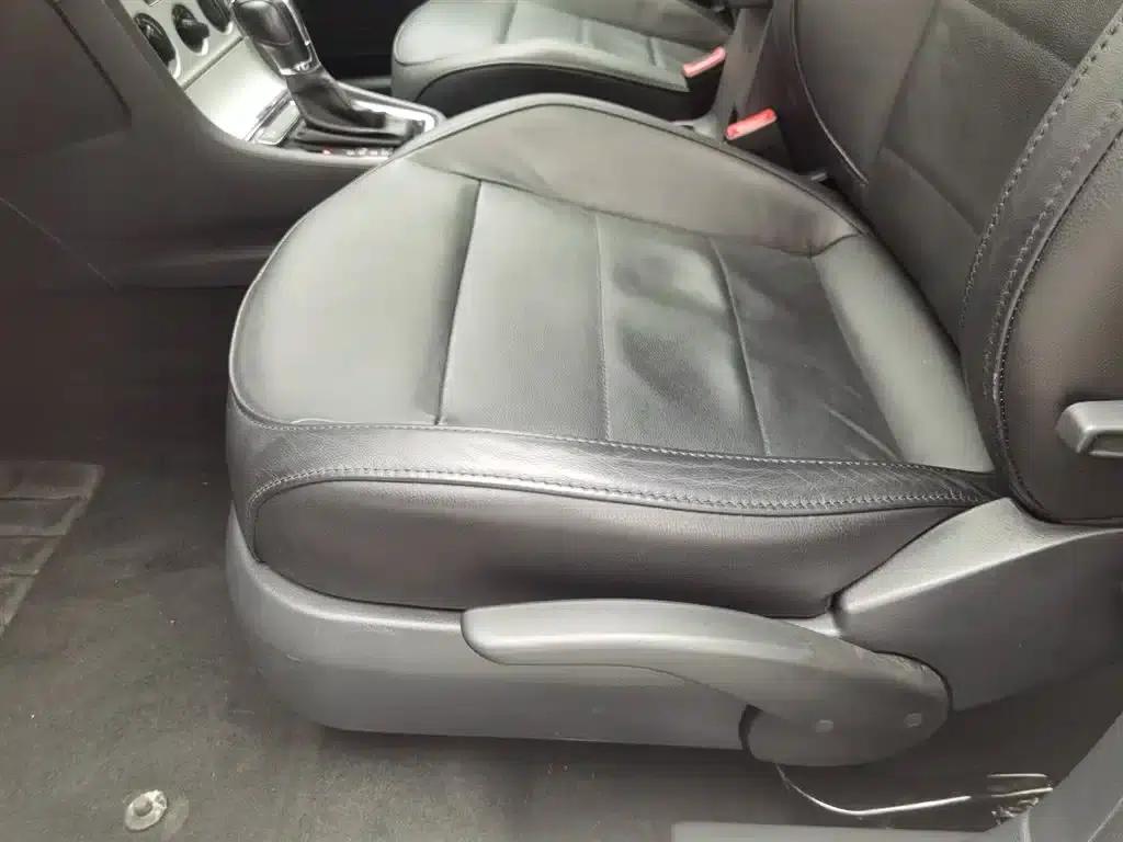 Lavida Gran Turismo 2013 1.6L Automatic Comfort Model — миниатюра 20