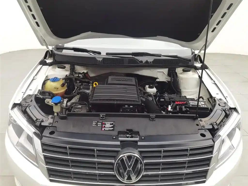 Lavida Gran Turismo 2013 1.6L Automatic Comfort Model — миниатюра 6