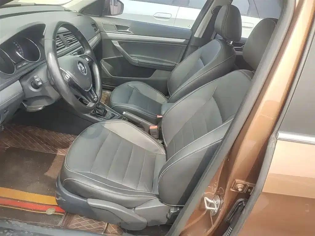 Lavida Gran Turismo 2017 180TSI DSG Comfort Edition — миниатюра 15