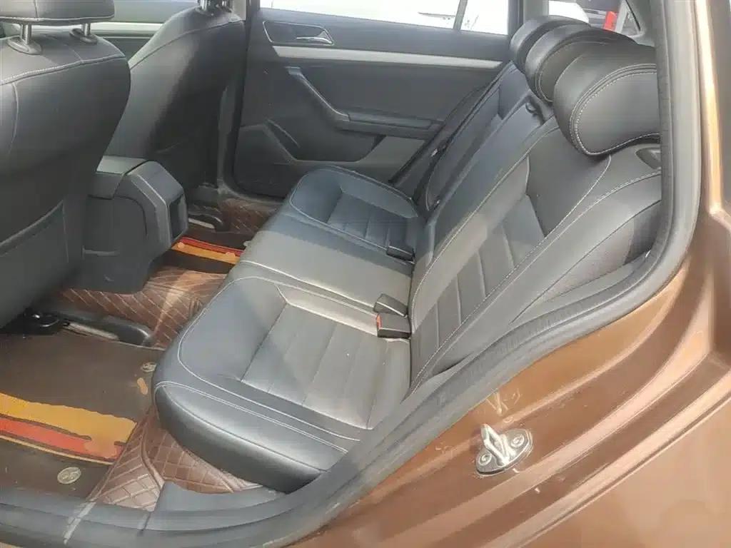 Lavida Gran Turismo 2017 180TSI DSG Comfort Edition — миниатюра 17