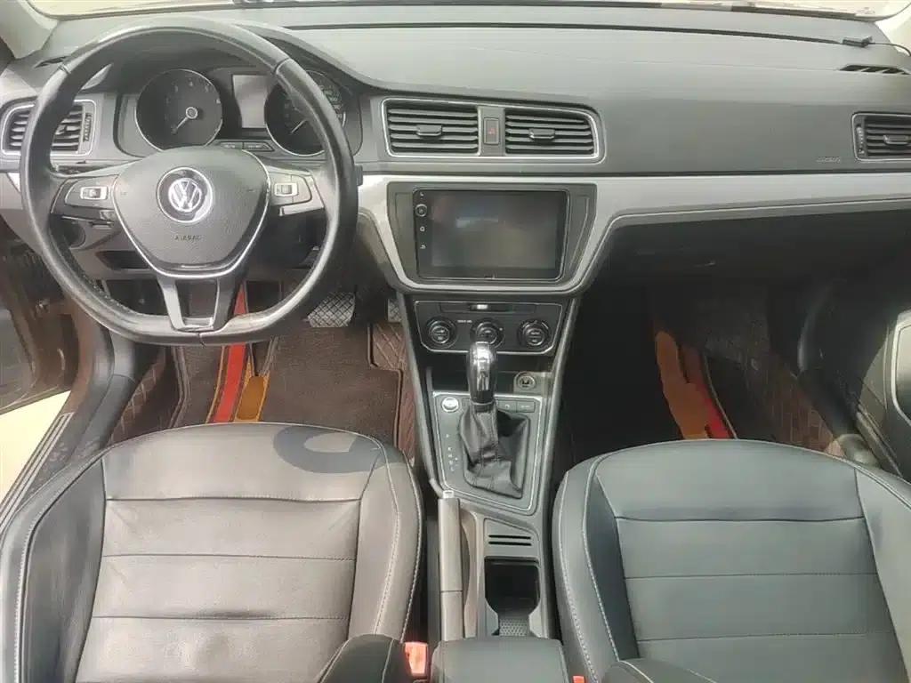 Lavida Gran Turismo 2017 180TSI DSG Comfort Edition — миниатюра 10