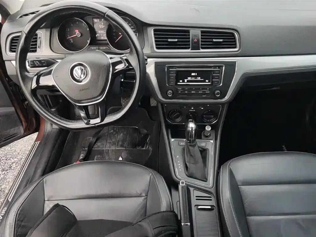 Lavida Gran Turismo 2015 1.6L Automatic Comfort Edition — миниатюра 14