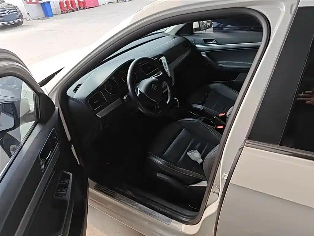 Lavida Gran Turismo 2015 230TSI DSG Comfort Edition — миниатюра 16