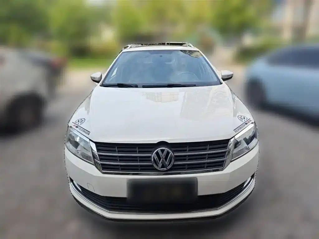 Lavida Gran Turismo 2013 1.6L Automatic Comfort Model — миниатюра 5