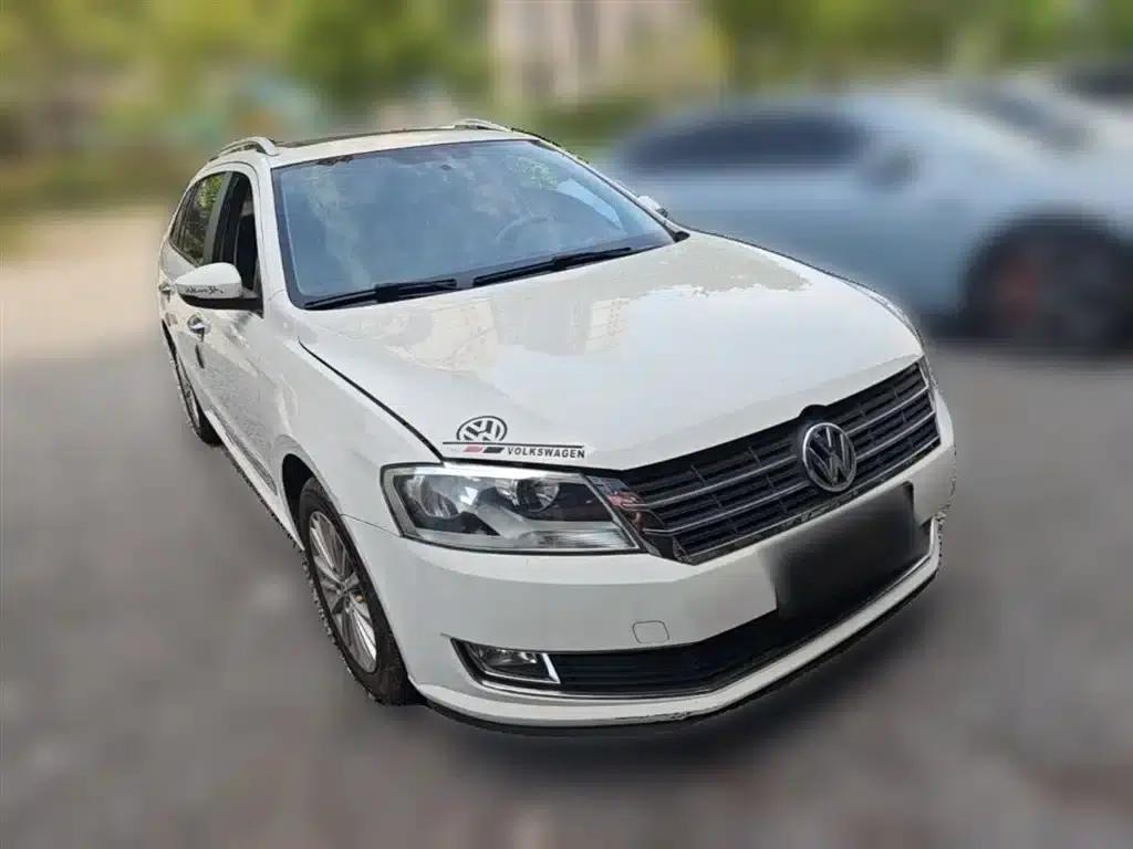 Lavida Gran Turismo 2013 1.6L Automatic Comfort Model — миниатюра 7