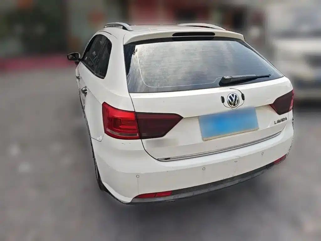 Lavida Gran Turismo 2013 1.6L Automatic Comfort Model — миниатюра 9