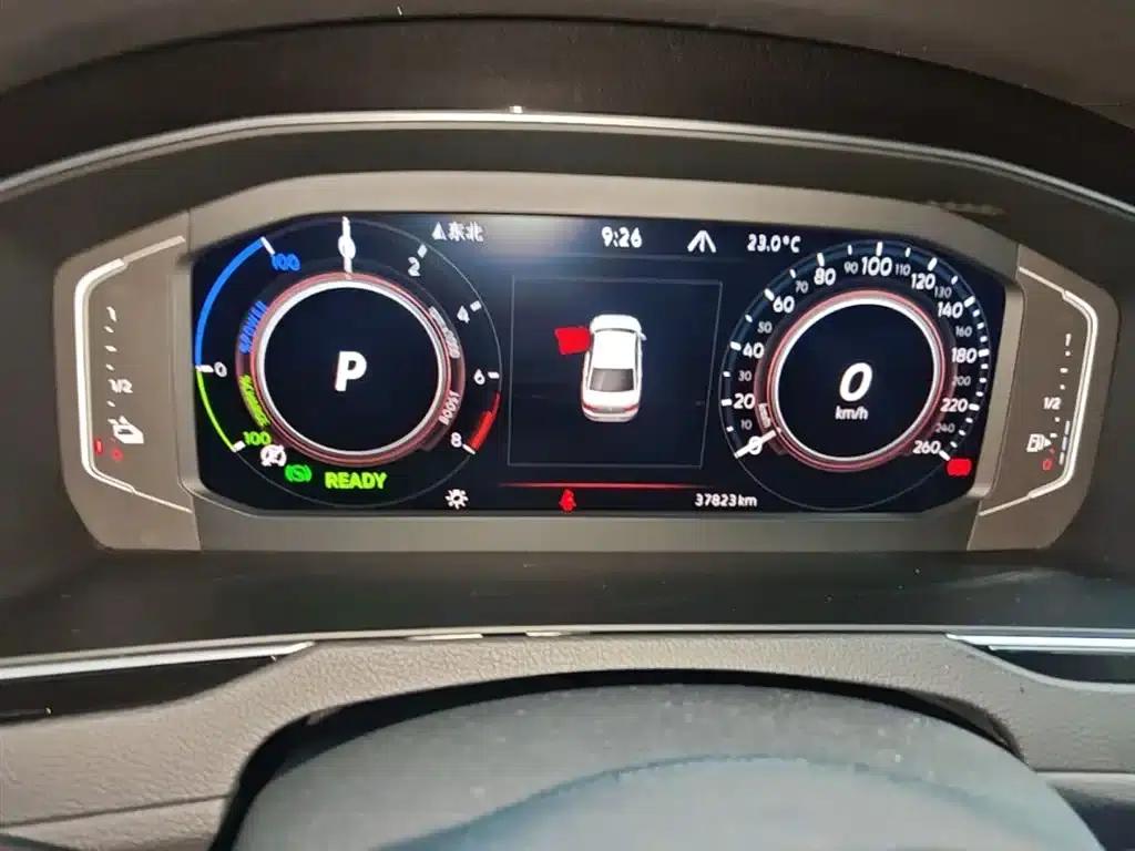 2022 Volkswagen Passat GTE Plug-in Hybrid GTE Premium — миниатюра 12