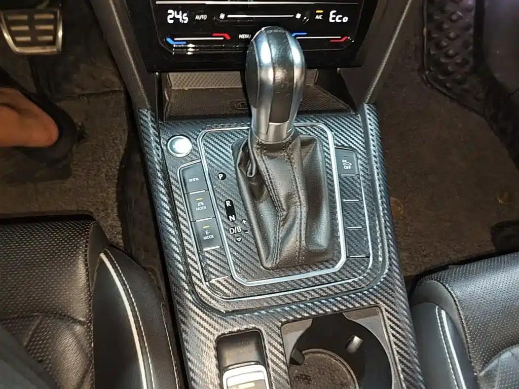 2020 Volkswagen Passat GTE Plug-in Hybrid GTE Luxury Edition — миниатюра 14