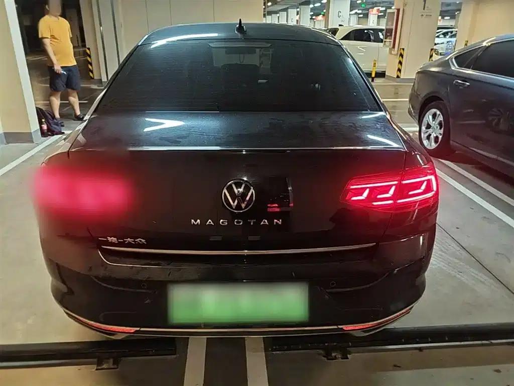 2020 Volkswagen Passat GTE Plug-in Hybrid GTE Luxury Edition — миниатюра 6
