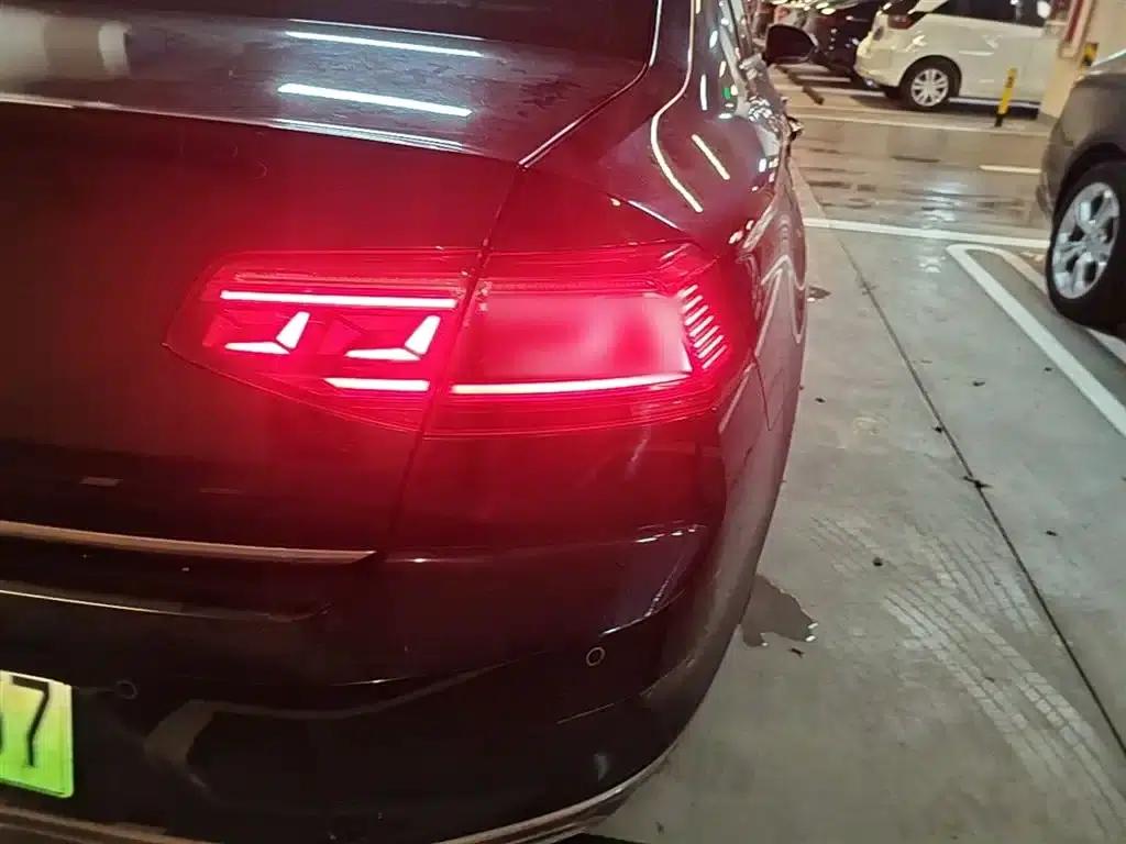 2020 Volkswagen Passat GTE Plug-in Hybrid GTE Luxury Edition — миниатюра 8