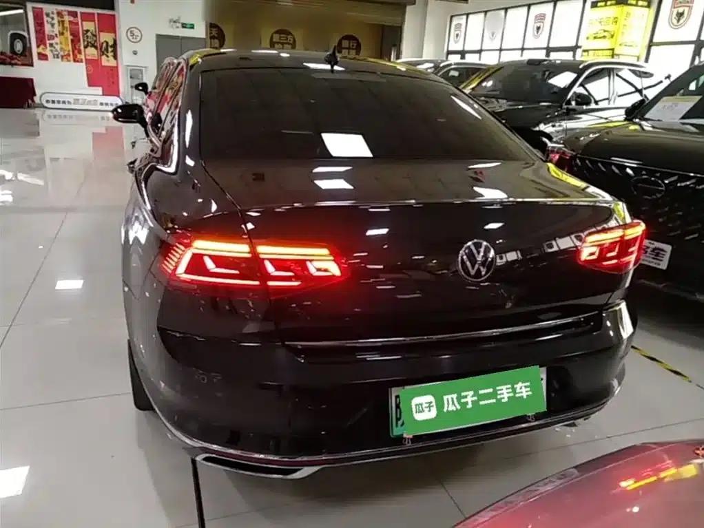 2020 Volkswagen Passat GTE Plug-in Hybrid GTE Luxury Edition — миниатюра 6