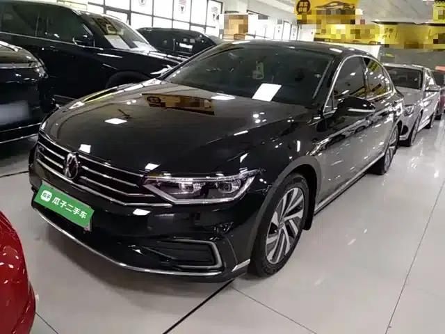2020 Volkswagen Passat GTE Plug-in Hybrid GTE Luxury Edition