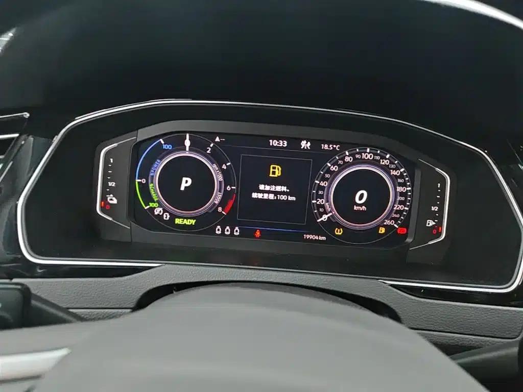 2022 Volkswagen Passat GTE Plug-in Hybrid GTE Luxury Model — миниатюра 12