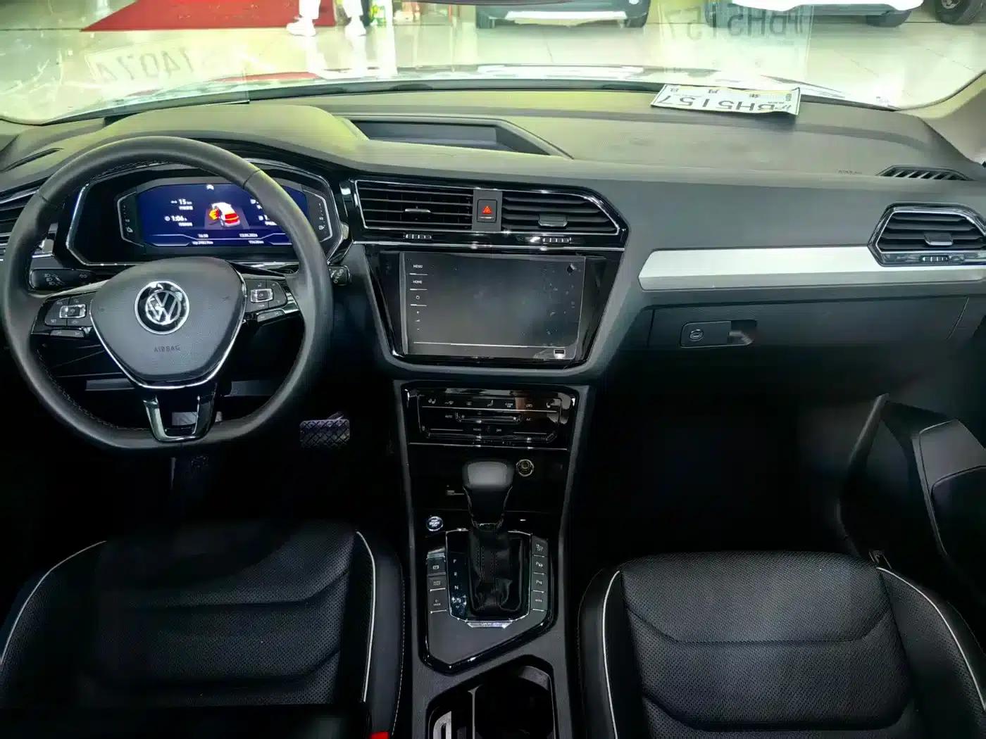 Tiguan L PHEV 2021 430PHEV Plug-in Hybrid Flagship Edition — миниатюра 10