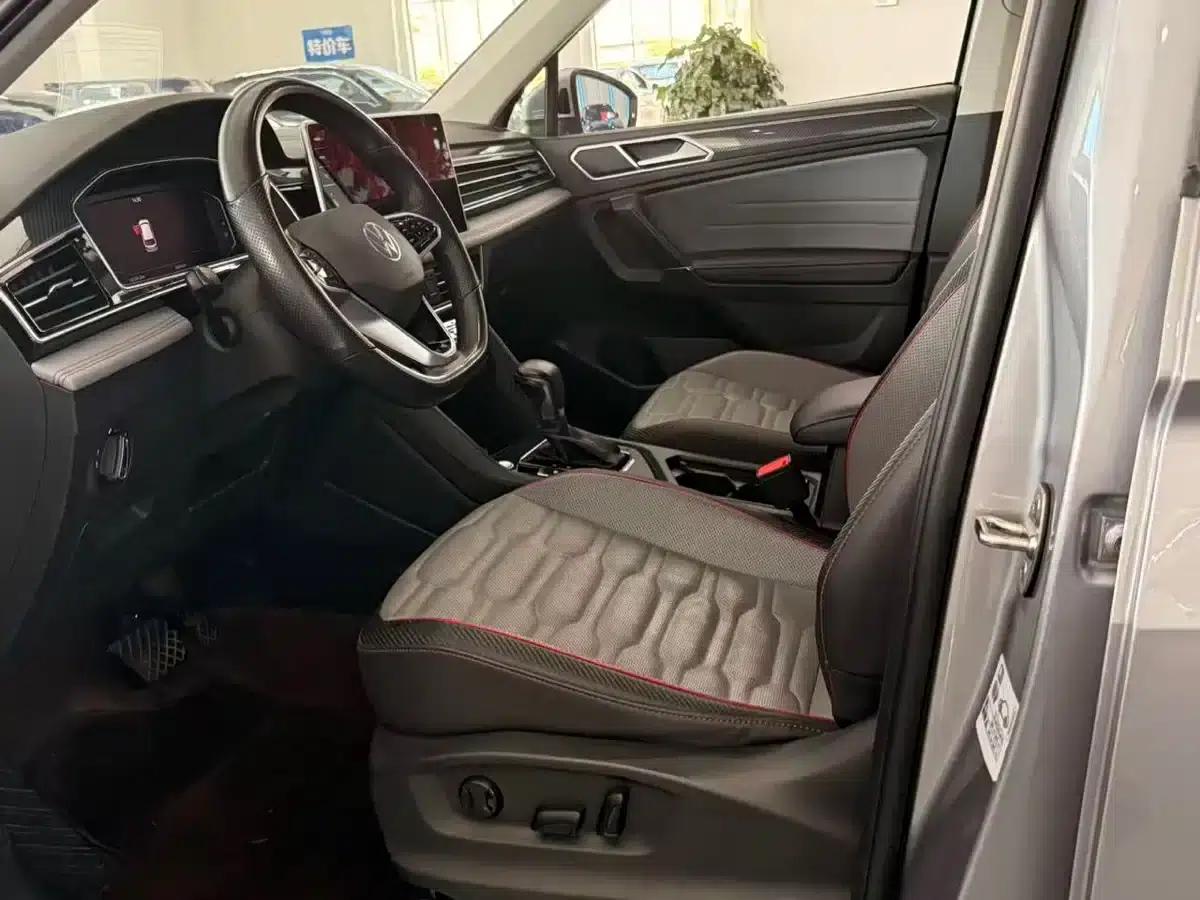 Tiguan L Plug-in Hybrid 2022 430PHEV Plug-in Hybrid Flagship Edition — миниатюра 4