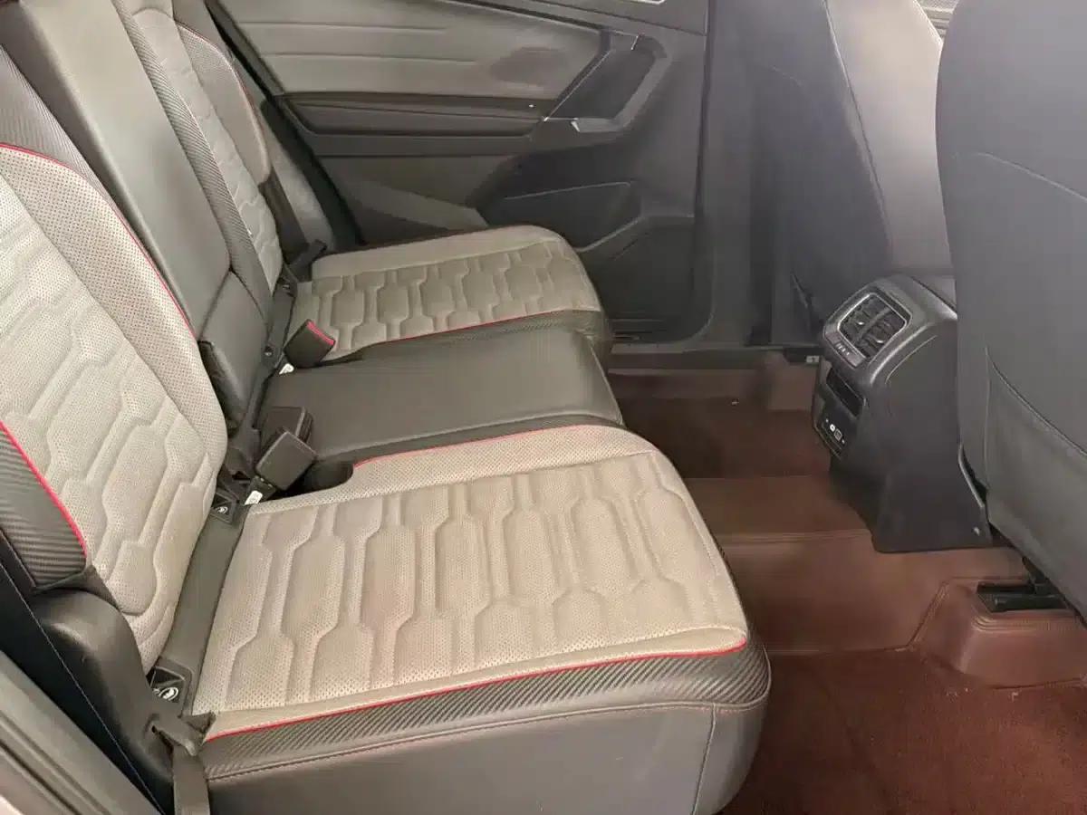 Tiguan L Plug-in Hybrid 2022 430PHEV Plug-in Hybrid Flagship Edition — миниатюра 5