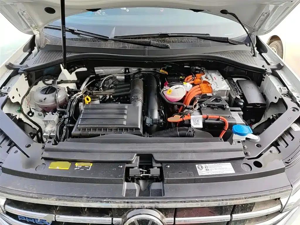 2023 Volkswagen Tiguan L Plug-in Hybrid 430PHEV Premium Edition — миниатюра 19