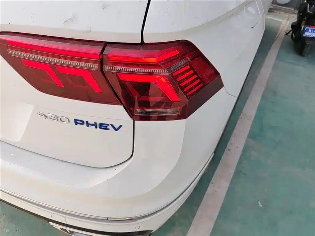 2023 Volkswagen Tiguan L Plug-in Hybrid 430PHEV Premium Edition — миниатюра 8