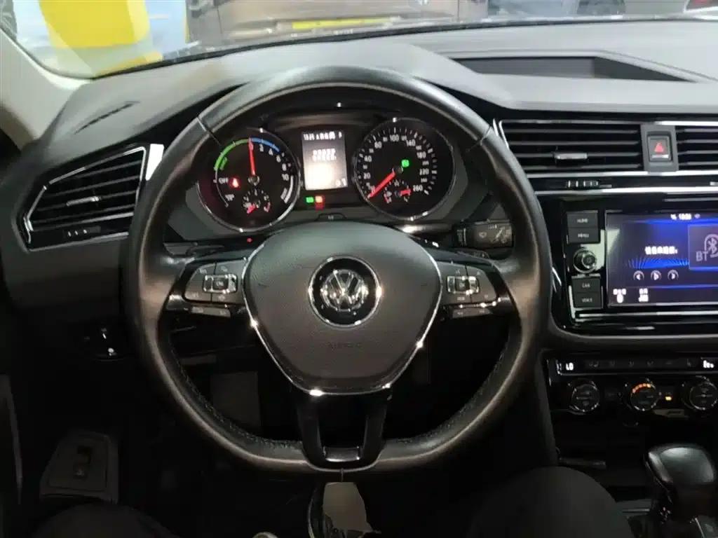 2019 Volkswagen Tiguan L Plug-in Hybrid 430PHEV Hybrid Luxury Edition — миниатюра 11