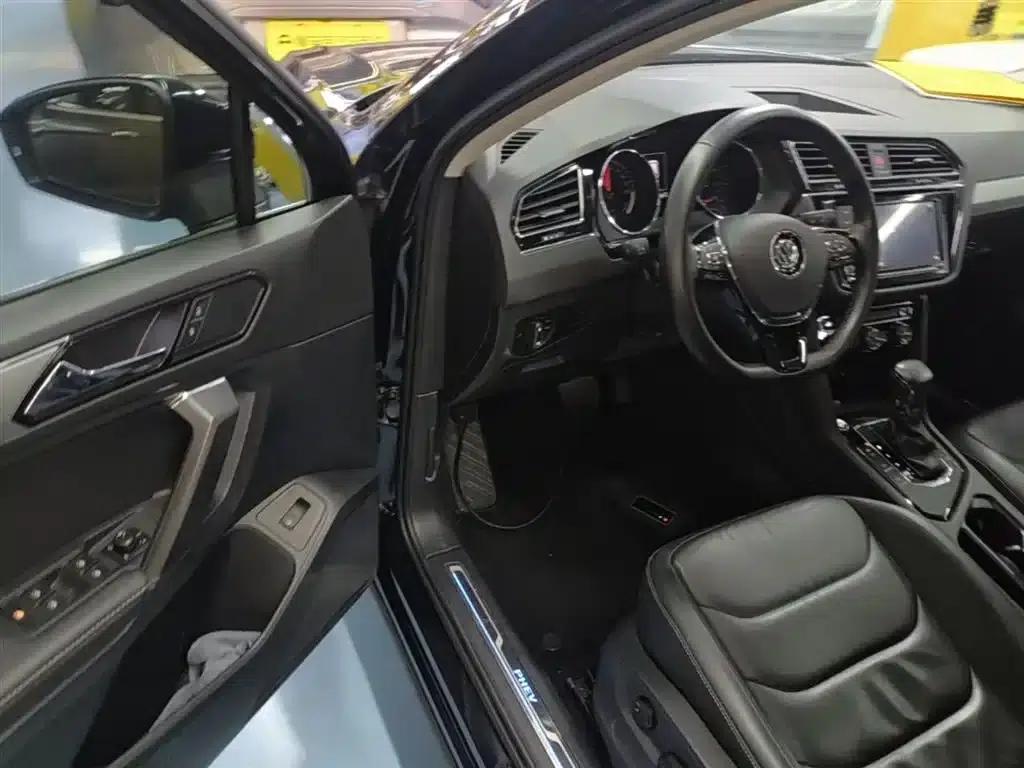2019 Volkswagen Tiguan L Plug-in Hybrid 430PHEV Hybrid Luxury Edition — миниатюра 16