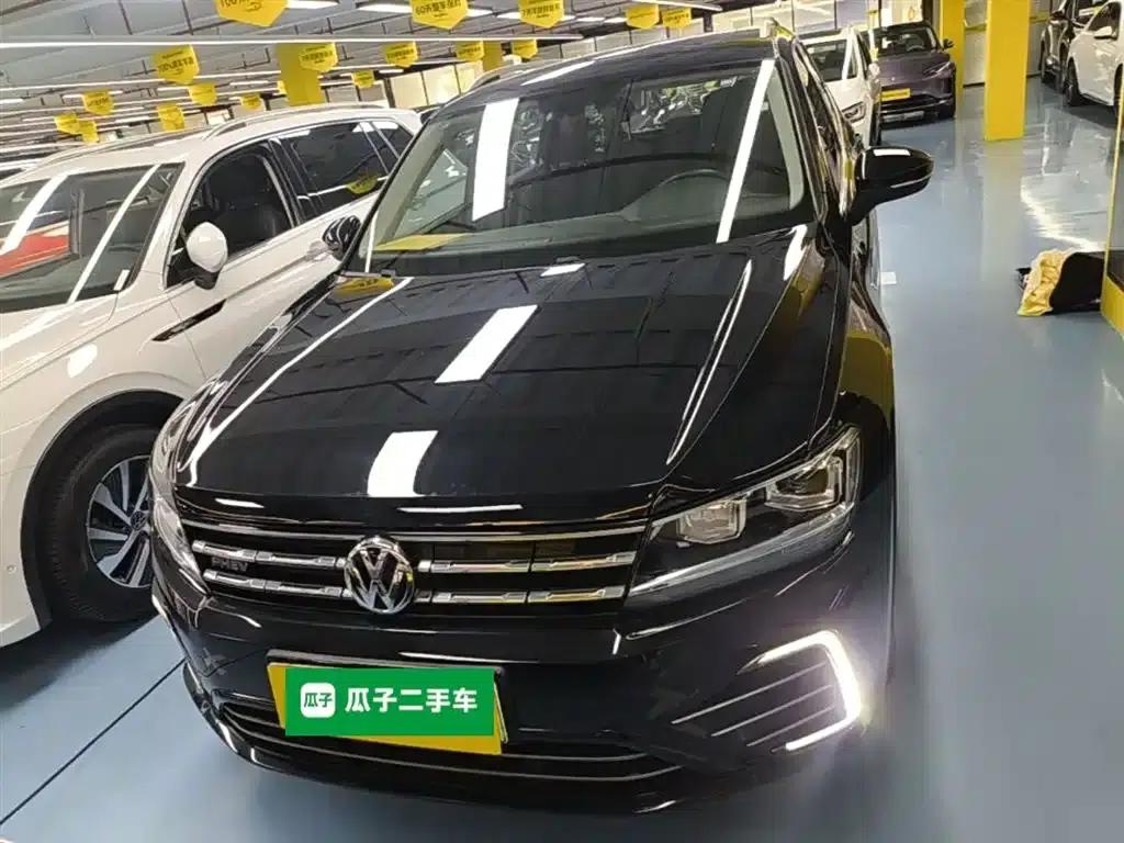 2019 Volkswagen Tiguan L Plug-in Hybrid 430PHEV Hybrid Luxury Edition — миниатюра 3