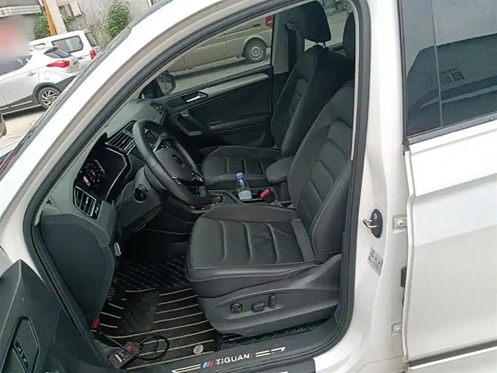 2021 Volkswagen Tiguan L Plug-in Hybrid 430PHEV Premium Edition — миниатюра 15