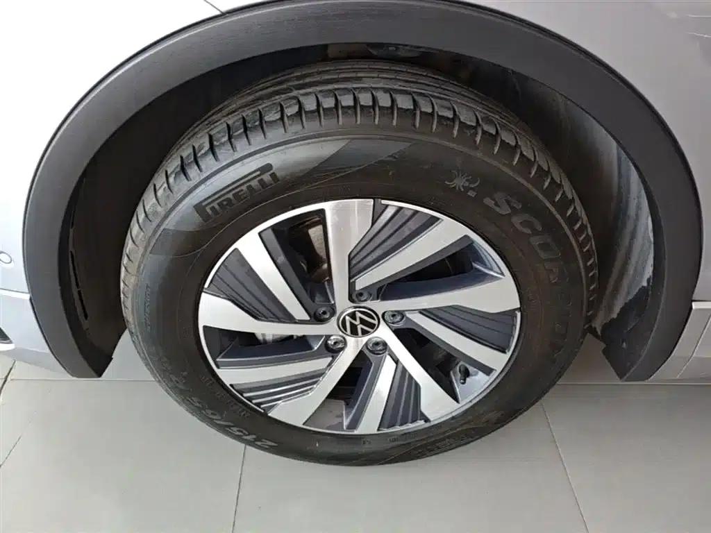 Tiguan L Plug-in Hybrid 2022 430PHEV Plug-in Hybrid Flagship Edition — миниатюра 23