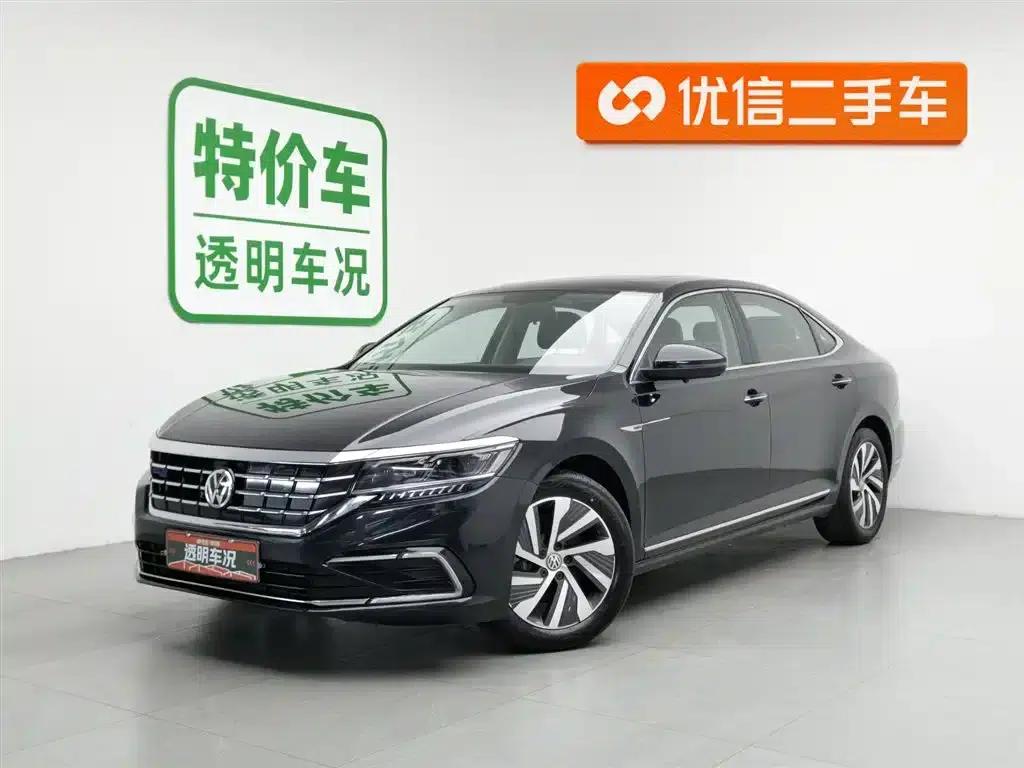 2020 Volkswagen Passat 430PHEV Hybrid Luxury Edition (China VI Emission Standard) — миниатюра 1