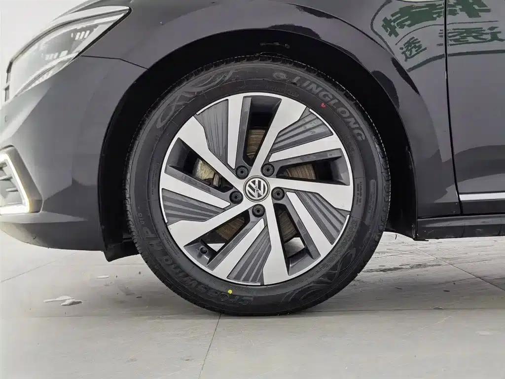 2020 Volkswagen Passat 430PHEV Hybrid Luxury Edition (China VI Emission Standard) — миниатюра 17