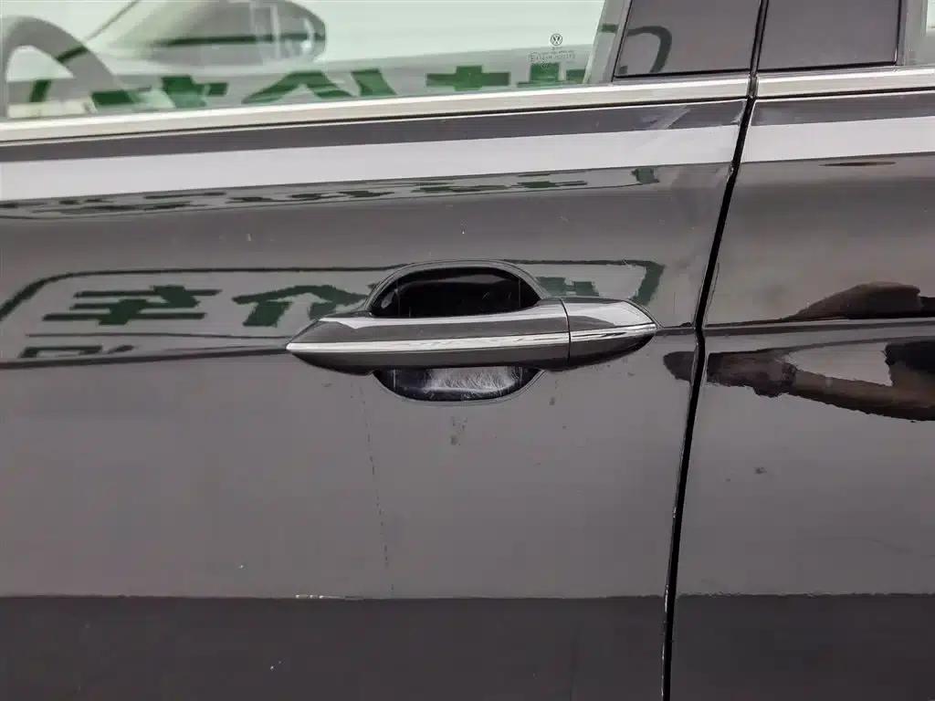 2020 Volkswagen Passat 430PHEV Hybrid Luxury Edition (China VI Emission Standard) — миниатюра 18