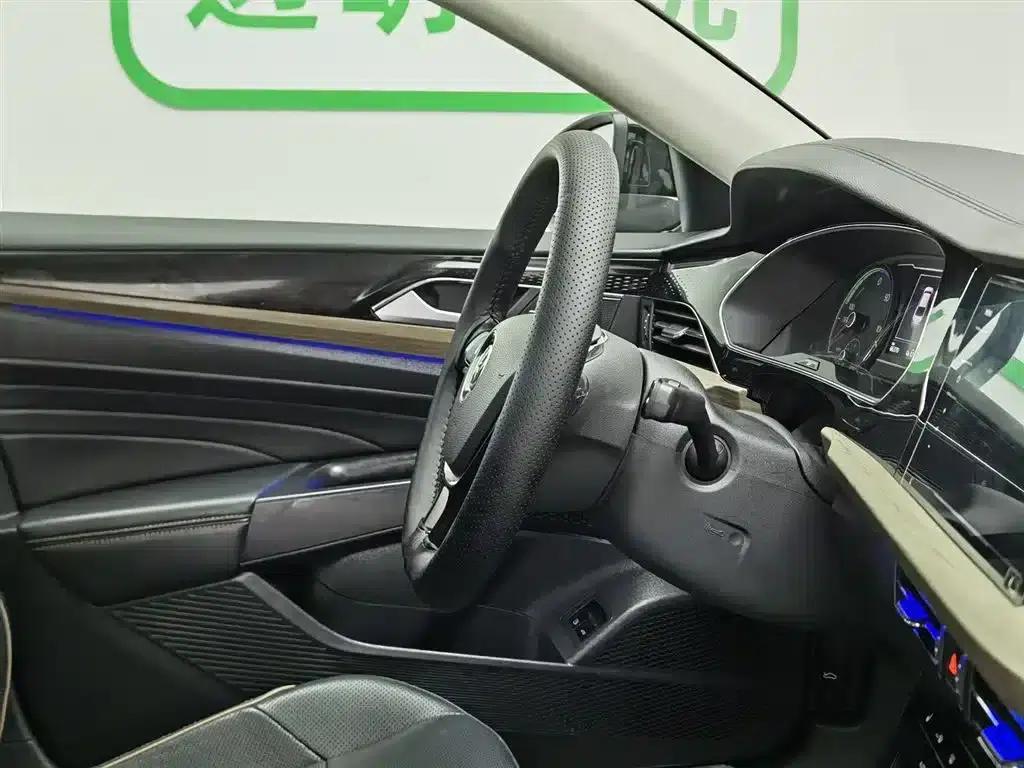 2020 Volkswagen Passat 430PHEV Hybrid Luxury Edition (China VI Emission Standard) — миниатюра 22