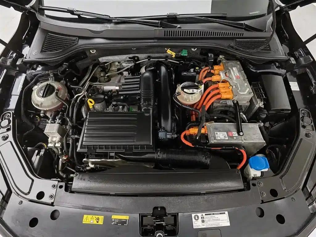 2020 Volkswagen Passat 430PHEV Hybrid Luxury Edition (China VI Emission Standard) — миниатюра 6