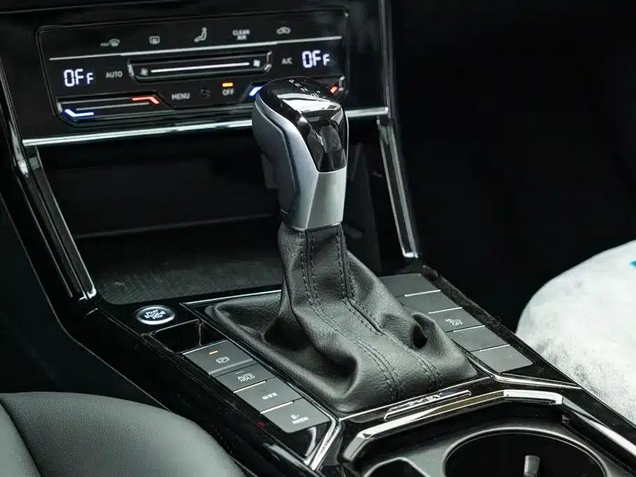 2025 Volkswagen Passat Plug-in Hybrid 430PHEV Hybrid Business Edition — миниатюра 14