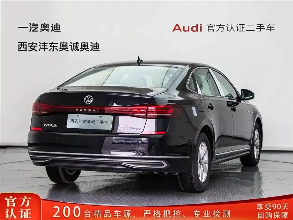 2025 Volkswagen Passat Plug-in Hybrid 430PHEV Hybrid Business Edition — миниатюра 4