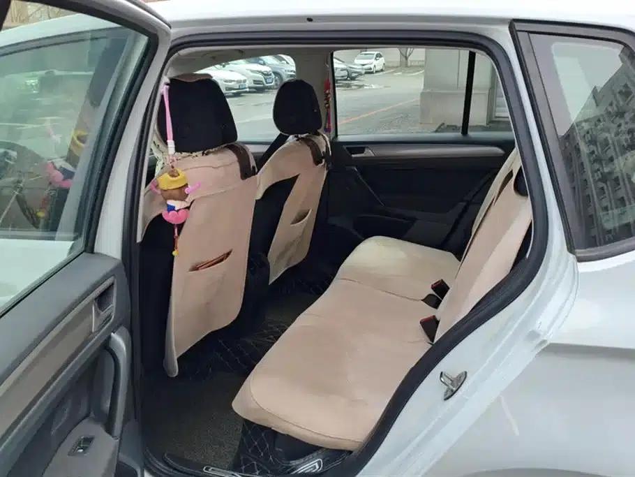 Golf Sportsvan 2018 1.6L Automatic Comfort Edition — миниатюра 11