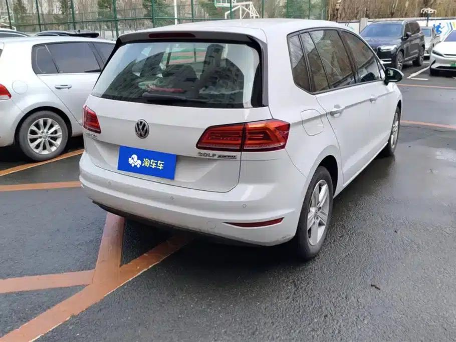 Golf Sportsvan 2018 1.6L Automatic Comfort Edition — миниатюра 3