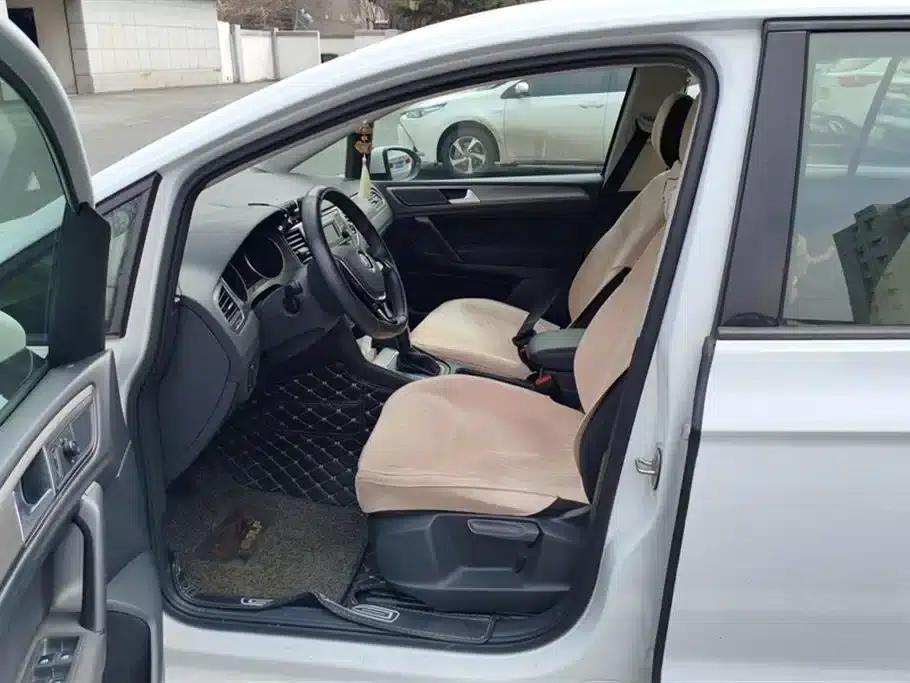 Golf Sportsvan 2018 1.6L Automatic Comfort Edition — миниатюра 9