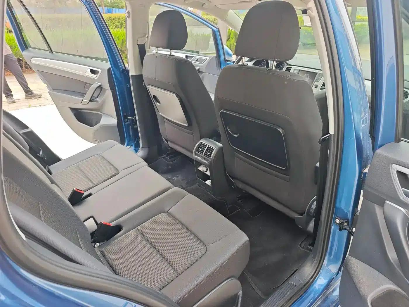 Golf Sportsvan 2016 230TSI Automatic Entry-Level Model — миниатюра 12