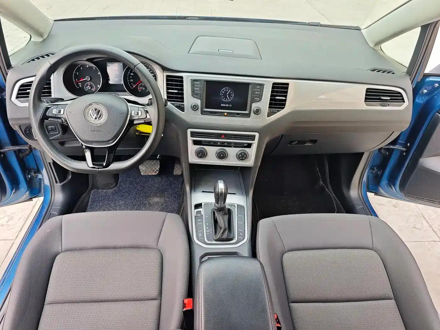 Golf Sportsvan 2016 230TSI Automatic Entry-Level Model — миниатюра 13