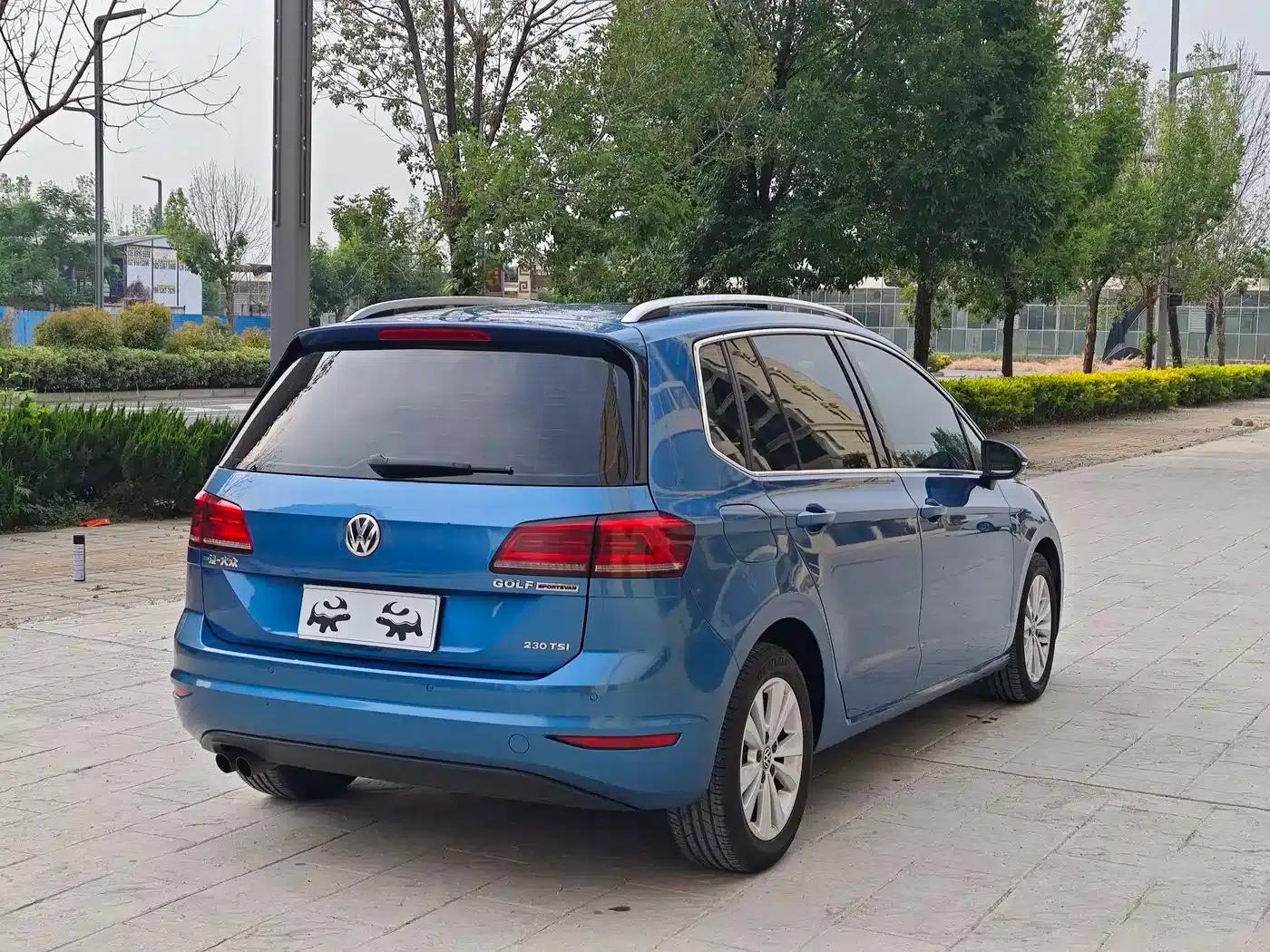 Golf Sportsvan 2016 230TSI Automatic Entry-Level Model — миниатюра 7