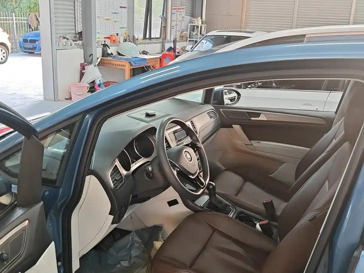 Golf Sportsvan 2016 1.6L Automatic Comfort Edition — миниатюра 9